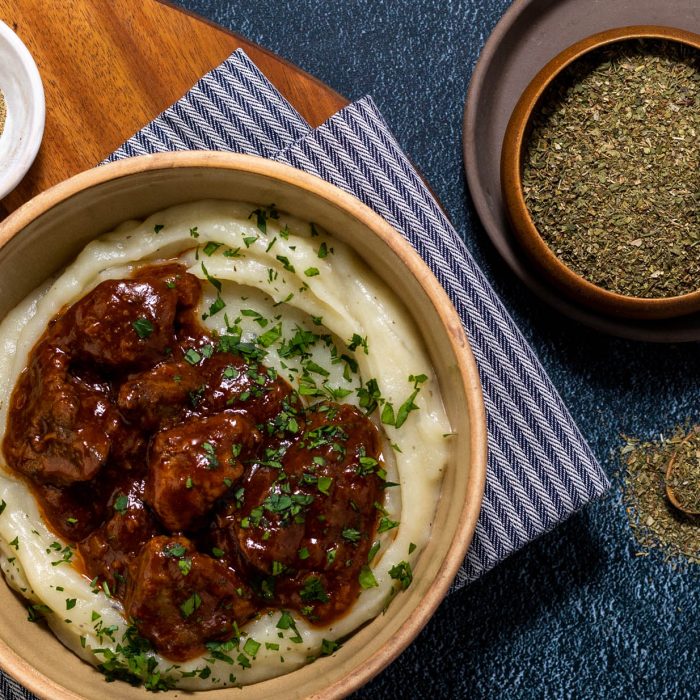 BBQ-Chicken-Livers-and-herby-mash