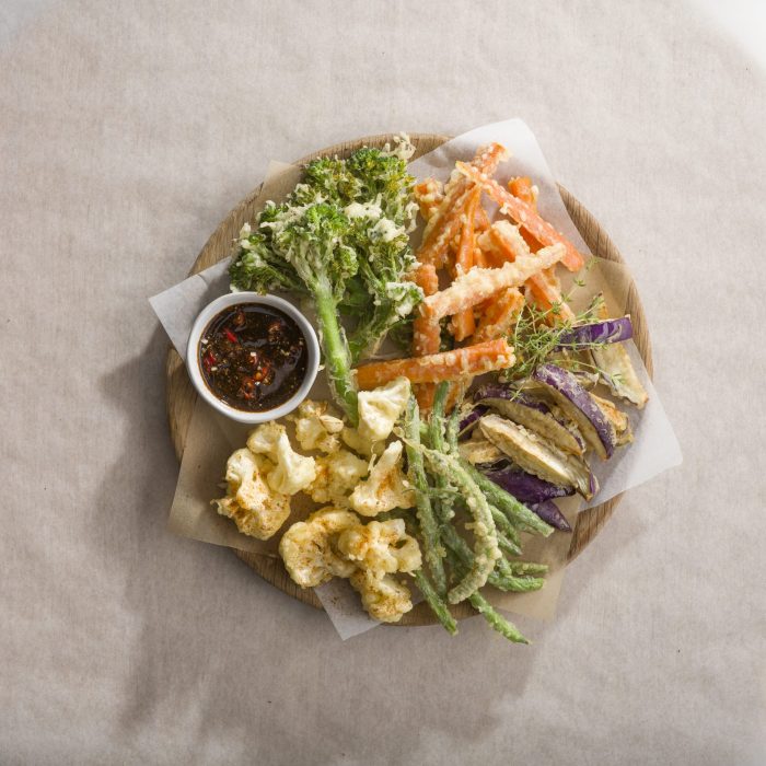 Battered-veg-plater-with-ginger-chille-soy-sauce